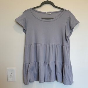 Hopely Gray Tiered Short Sleeve Top Size Large